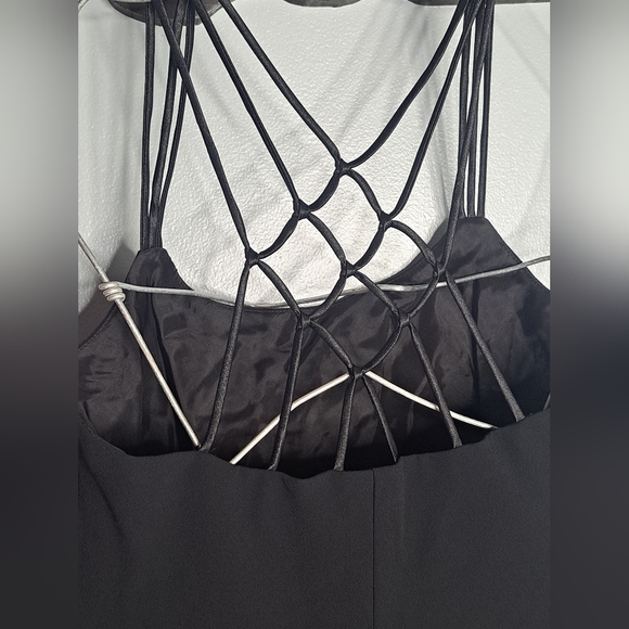 Cachet Strappy Little Black Dress Size 12 - Picture 7 of 7